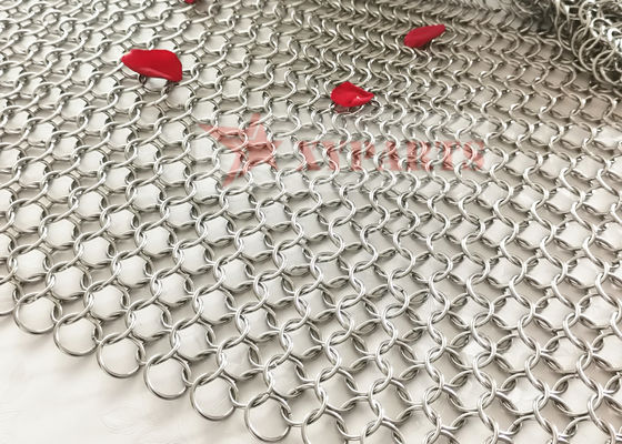 Struktur Arsitektur ChainMail Ring Mesh Untuk Pembagi Ruangan